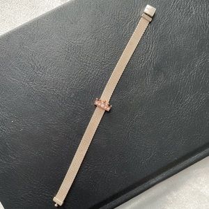 Pandora bracelet w/charm